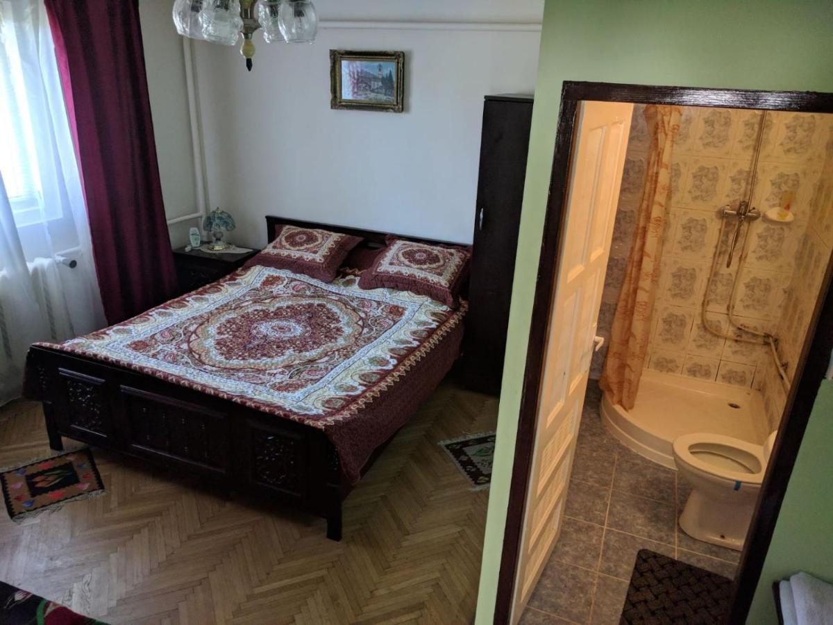 Cazare Adela Horezu Εξωτερικό φωτογραφία